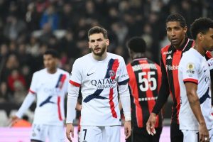 “Arsenal prepares a shocking offer for PSG star Kvaratskhelia.”