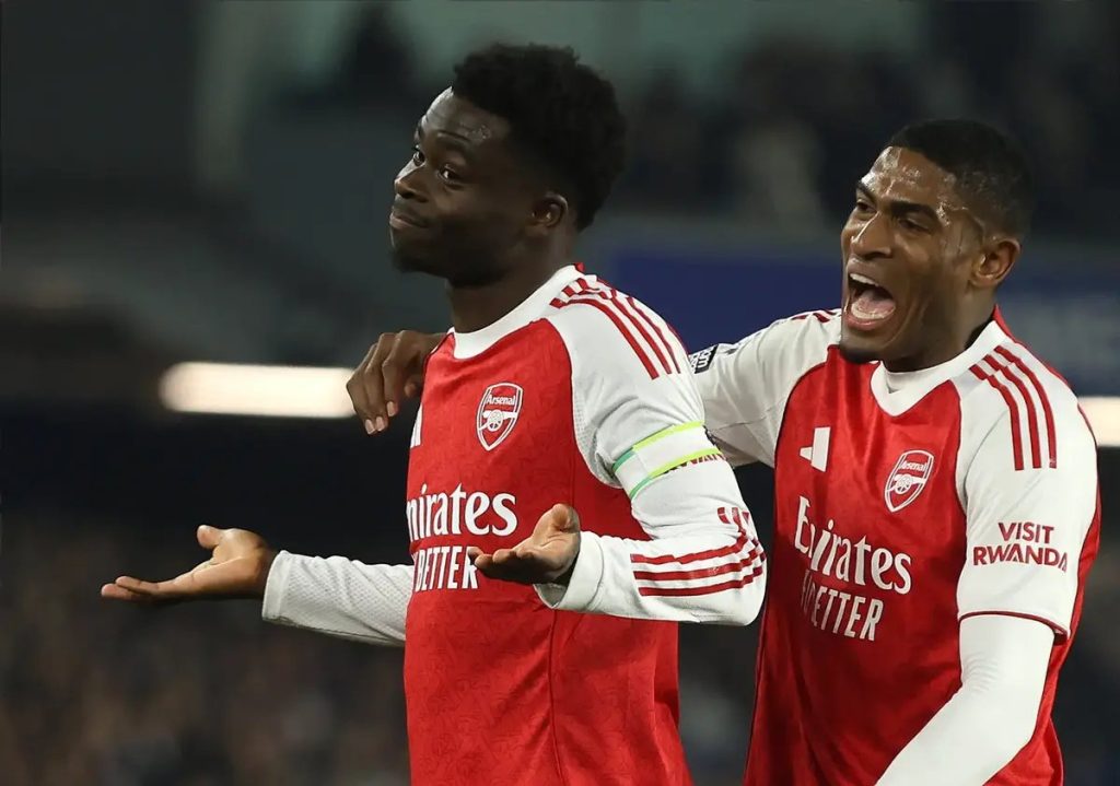 Arsenal supera dificuldades e avança na taça contra equipa do terceiro escalão