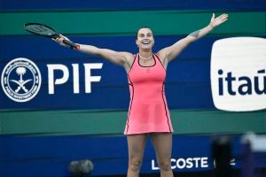 Aryna Sabalenka conquista Miami Open e completa sunshine double