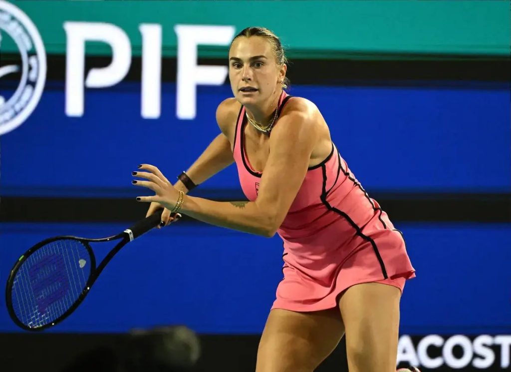 “Aryna Sabalenka and Coco Gauff exchange impressions before the Miami final.”