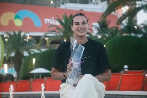 Aryna Sabalenka faz história ao vencer Coco Gauff em miami