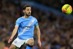 Bernardo Silva destaca as dificuldades de crescimento do Manchester City