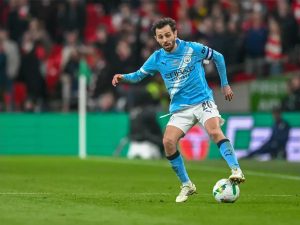 Bernardo Silva in negotiations with Barcelona for next season.