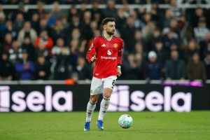 Bruno Fernandes em negociações decisivas com o Manchester United enquanto Salah vê exigências reduzidas