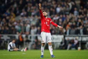 “Bruno Fernandes betrays Manchester United with unexpected gesture.”