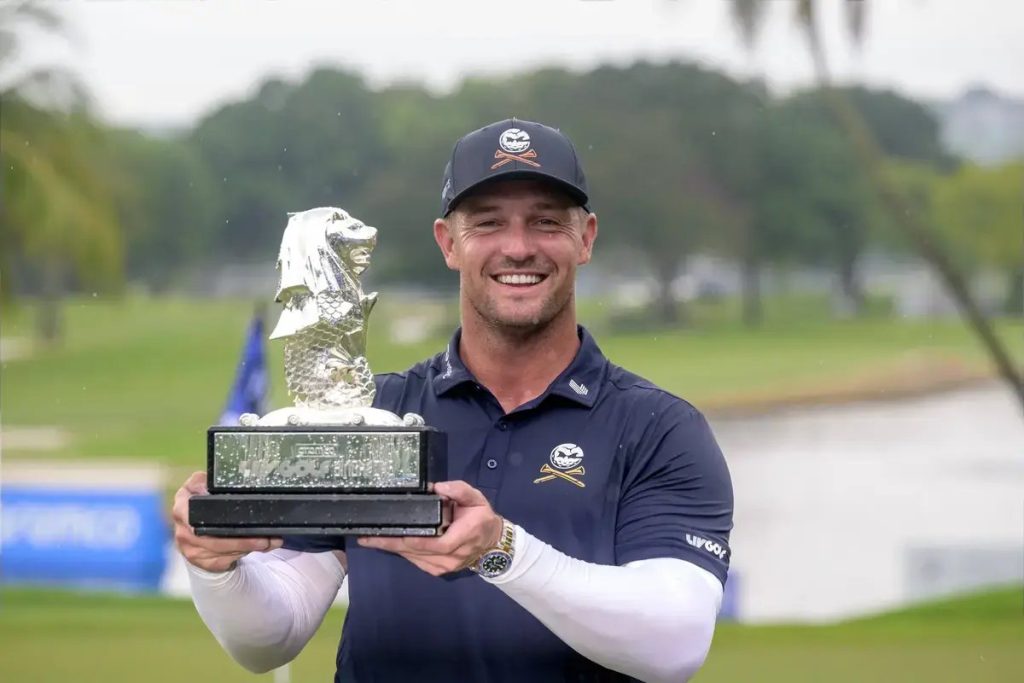 Bryson DeChambeau rises in the world rankings after victory at the Liv Golf South Africa.