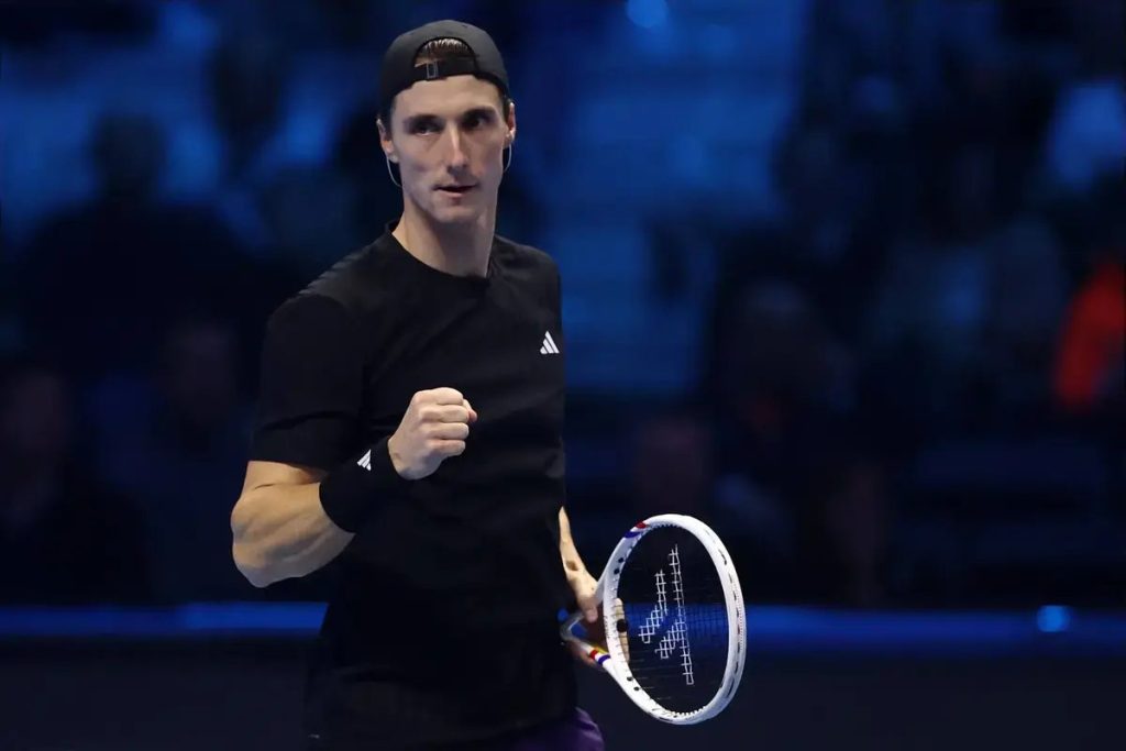 “Grand Slam champion returns to the circuit after a break for mental health.”