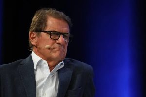 Capello demands that Italy return to the World Cup after 12 years of absence.