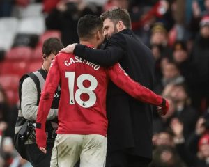 Carrick ignores Rooney’s support for the position at Manchester United after victory.
