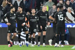 “English clubs on the brink of elimination in the Champions League, but there is hope.”
