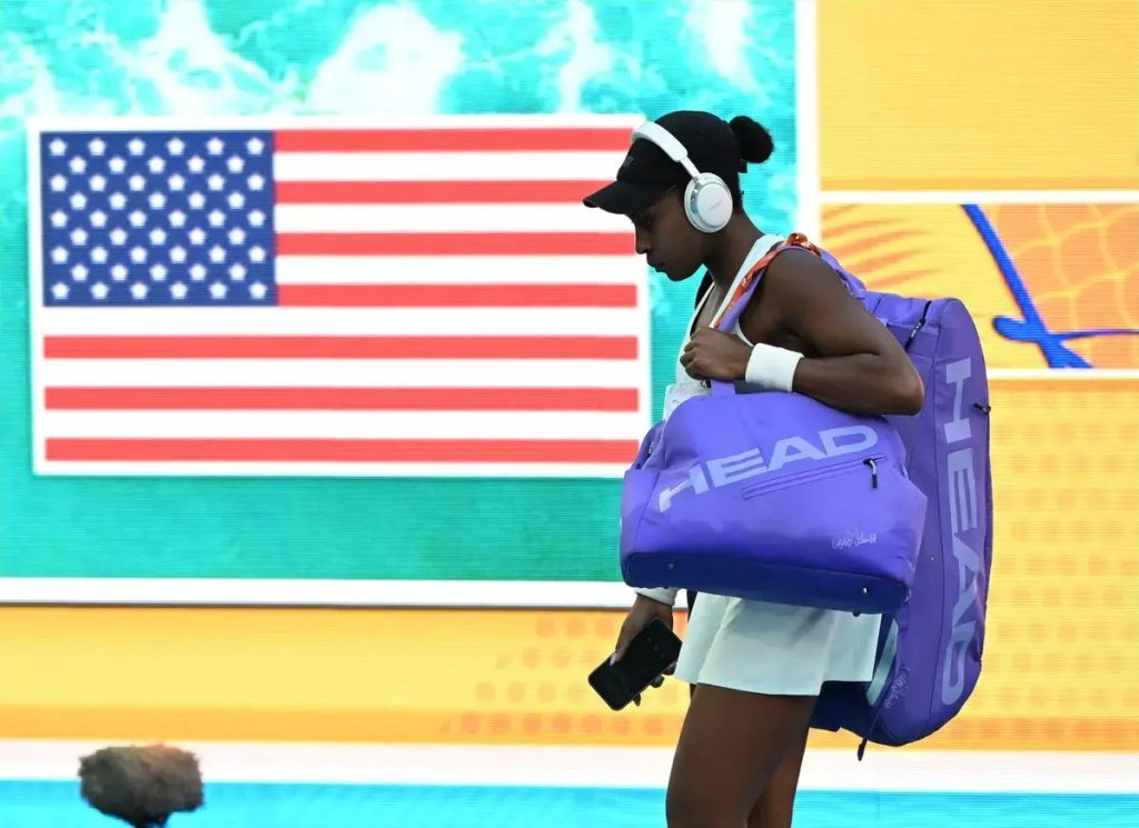 Coco Gauff dreams of winning a tournament at home and faces high expectations.