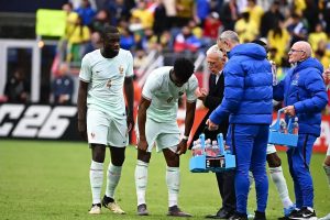 Deschamps critica pausas para hidratação e defende fluidez do jogo