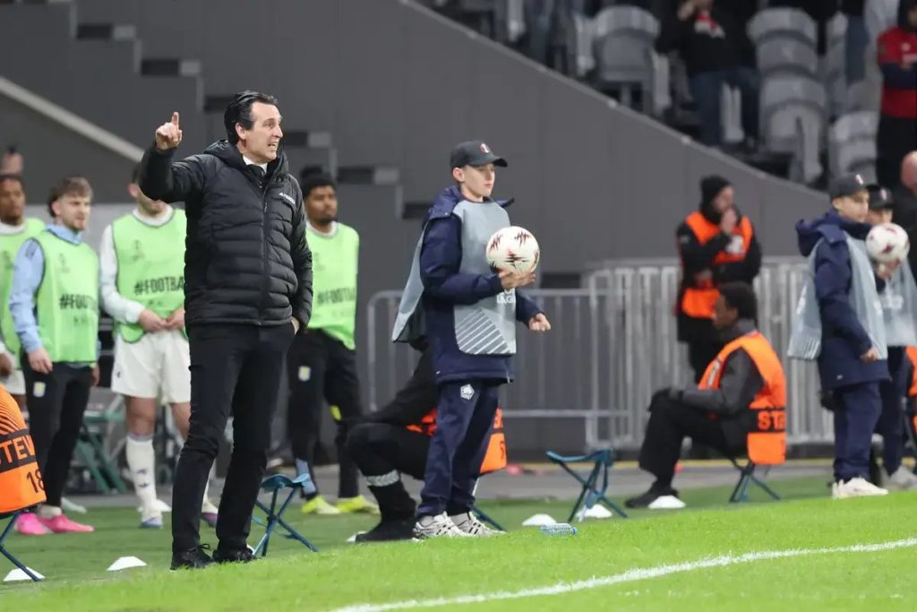 Emery conquista recorde no Aston Villa com vitória em Lille
