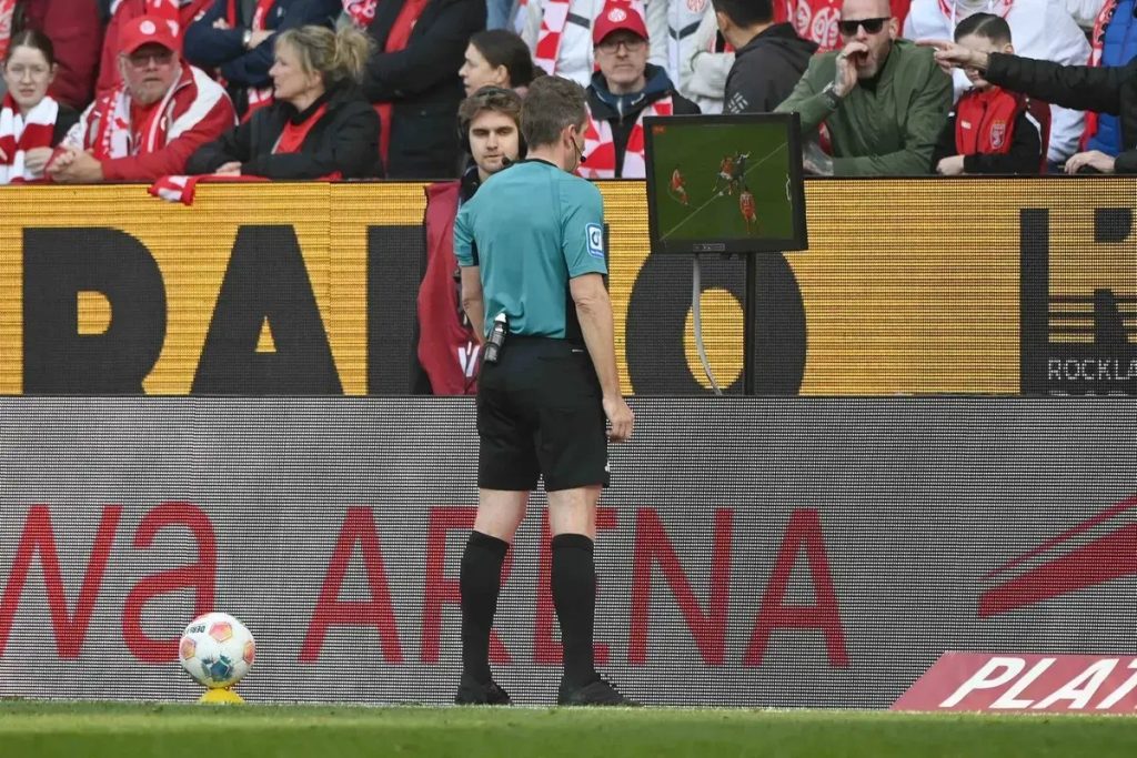 “VAR Scandal: Encoded Messages and Suspicions of Corruption”