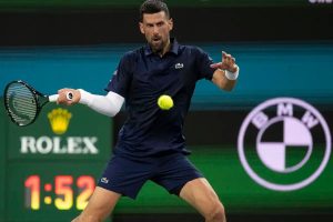 Fãs criticam Miami Open por excluir Novak Djokovic do mural de campeões