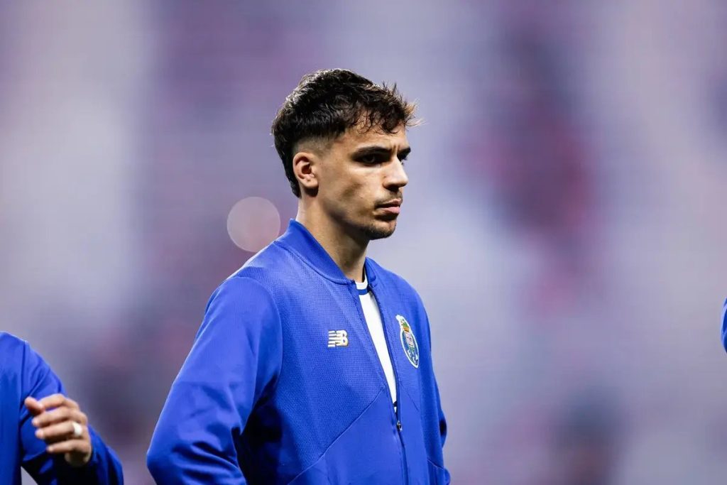 FC Porto triumphs in a friendly match with goals from Tiago Silva and Gabri Veiga.