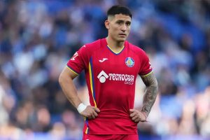 Getafe secures the signing of Martín Satriano until 2030.
