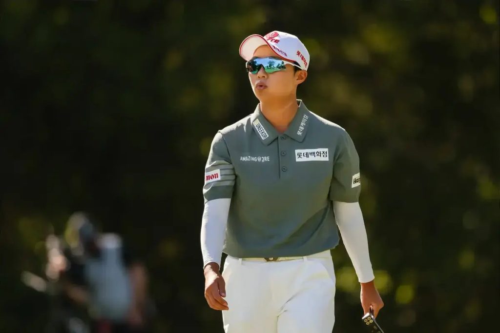 Hyo Joo Kim leads and wins million-dollar prizes at the Ford Championship.