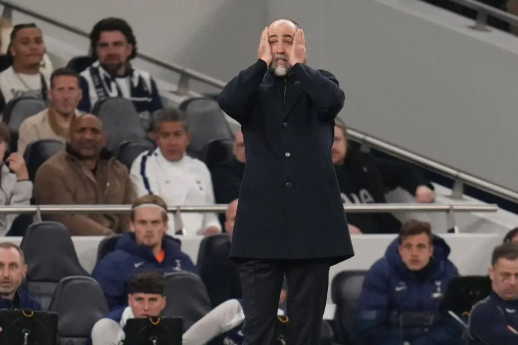 Igor Tudor troca farpas com repórter após derrota do Tottenham