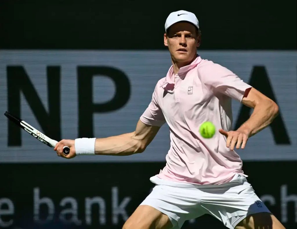 Jannik Sinner shines in Indian Wells and wins the title by defeating Medvedev in the final.