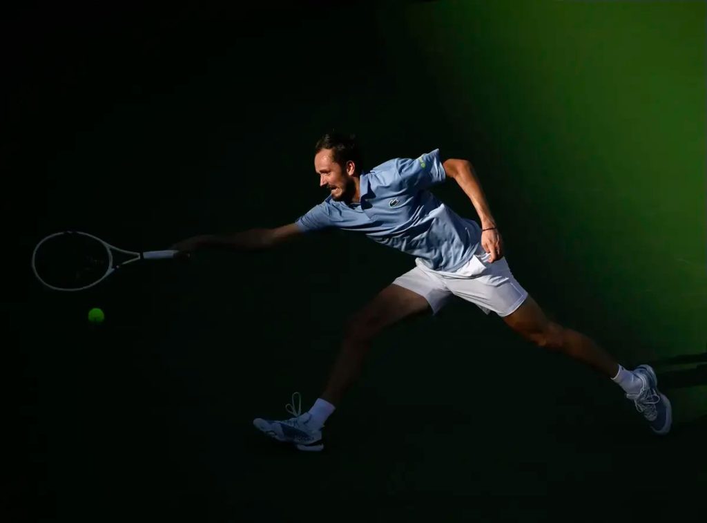 Jannik Sinner and Daniil Medvedev clash in the final of the ATP Indian Wells.
