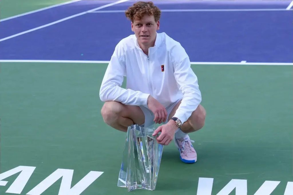 Jannik Sinner surpasses Alcaraz and brings Italy to have 4 tennis players in the ATP top 20.