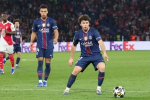 João Neves from PSG is back for the challenge against Chelsea.