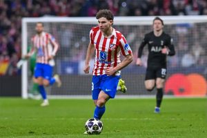“Barcelona moves forward with official proposal for Julián Álvarez.”