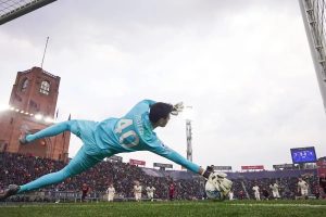 Lazio triumphs over Bologna after Orsolini misses decisive penalty.