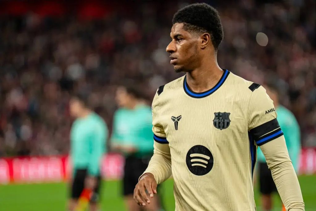 Lineker aconselha estrela do Manchester United a deixar Old Trafford após críticas estranhas