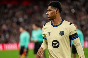 Lineker advises Manchester United star to leave Old Trafford after strange criticisms.
