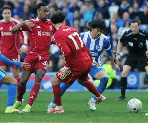 Liverpool enfrenta grave crise por falta de jogadores, alerta Slot