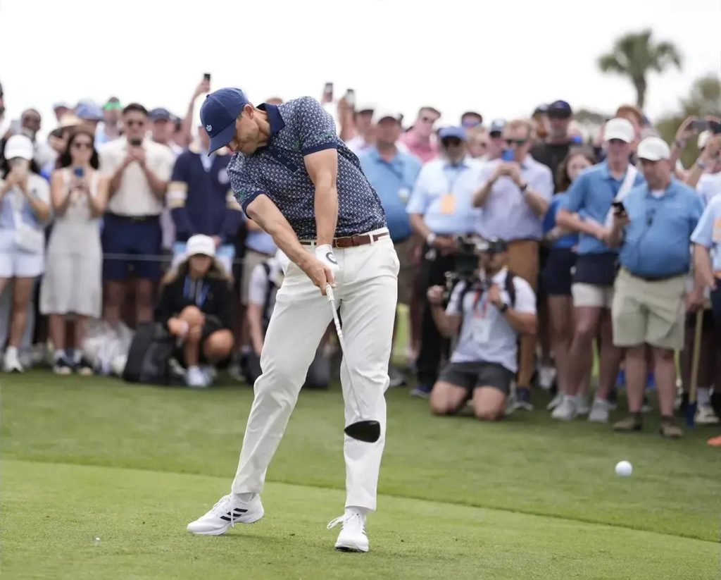 Ludvig Aberg risks everything and sees opportunities as the Players Championship sinks.