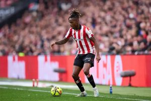 Man Utd mira cláusula de rescisão de Williams
