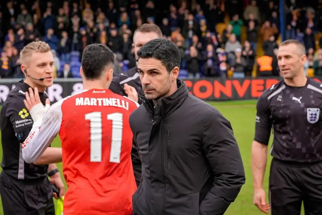 Mikel Arteta perde liderança no ranking dos 31 treinadores da Premier League