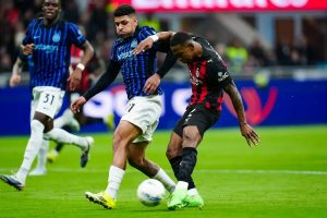 “Milan achieves a double victory over Inter and Napoli regains the fantastic quartet.”