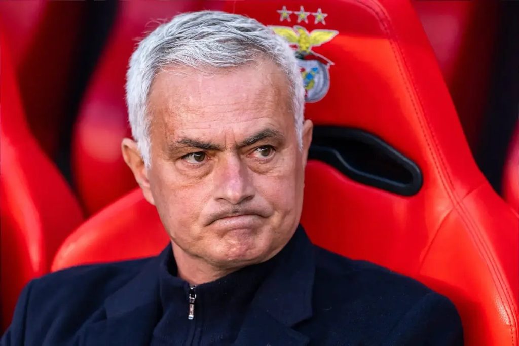 Mourinho dá a resposta sobre o título do Benfica na liga portuguesa