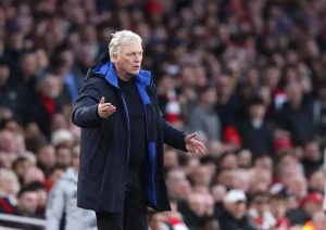 Moyes demands explanations regarding the Premier League’s decision concerning Chelsea.