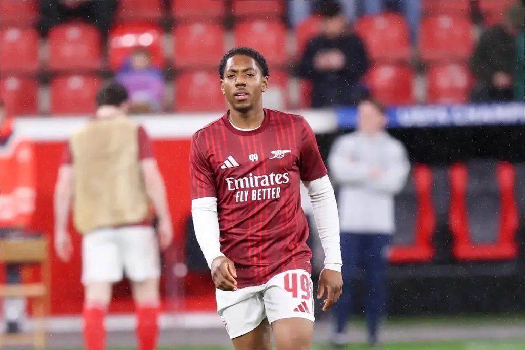 Myles Lewis-Skelly could be the new addition to Manchester United.