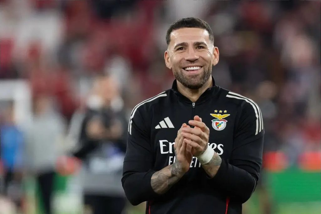 “Otamendi can make history and equal a record at Amoreira.”