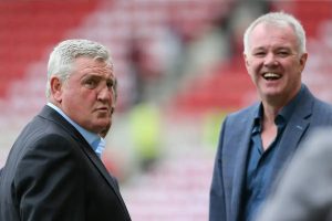 Pallister guarantees that Arsenal will win the FA Cup and the Premier League.