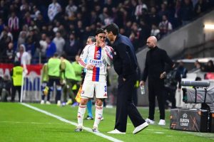 Paulo Fonseca desafia Lyon a dar a volta por cima após eliminação europeia