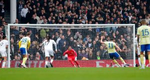 Penalti no final garante vitória surpreendente do Southampton na taça de inglaterra