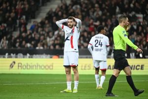 Polémica em frança: Lens recusa alterar data do jogo com o PSG