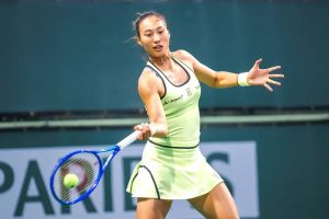 Qinwen Zheng prepara-se para duelo decisivo contra Aryna Sabalenka em miami