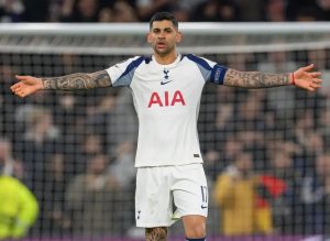 Qual será o clube que sobrevive: Spurs, Forest, West Ham ou Leeds?
