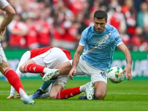 Rodri defends the partnership in midfield with Zubimendi for the team’s success.