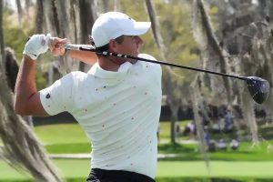 Rory McIlroy postpones arrival at the Players Championship due to back injury.