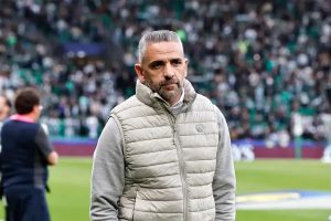 Rui Borges anuncia o tempo de recuperação de Luis Guilherme após lesão