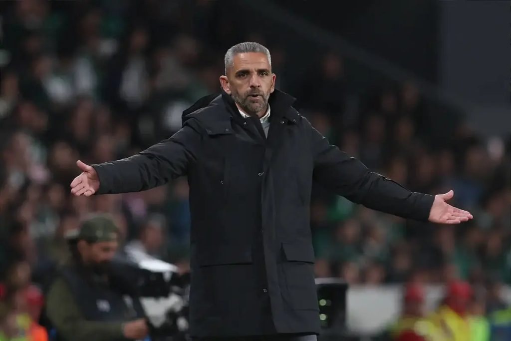Rui Borges faz piada sobre Luis Suárez e lesões no futebol